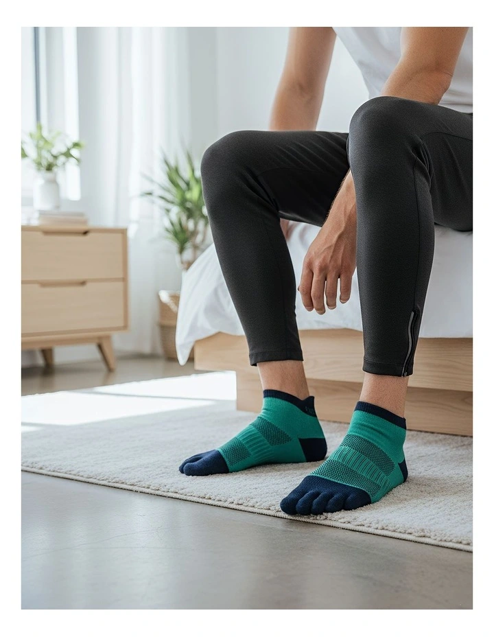 Anyfootwear 5 Pairs Blue Mens Socks 36-42 in Cotton, Breathable, Five-Toe Sports Socks image 2