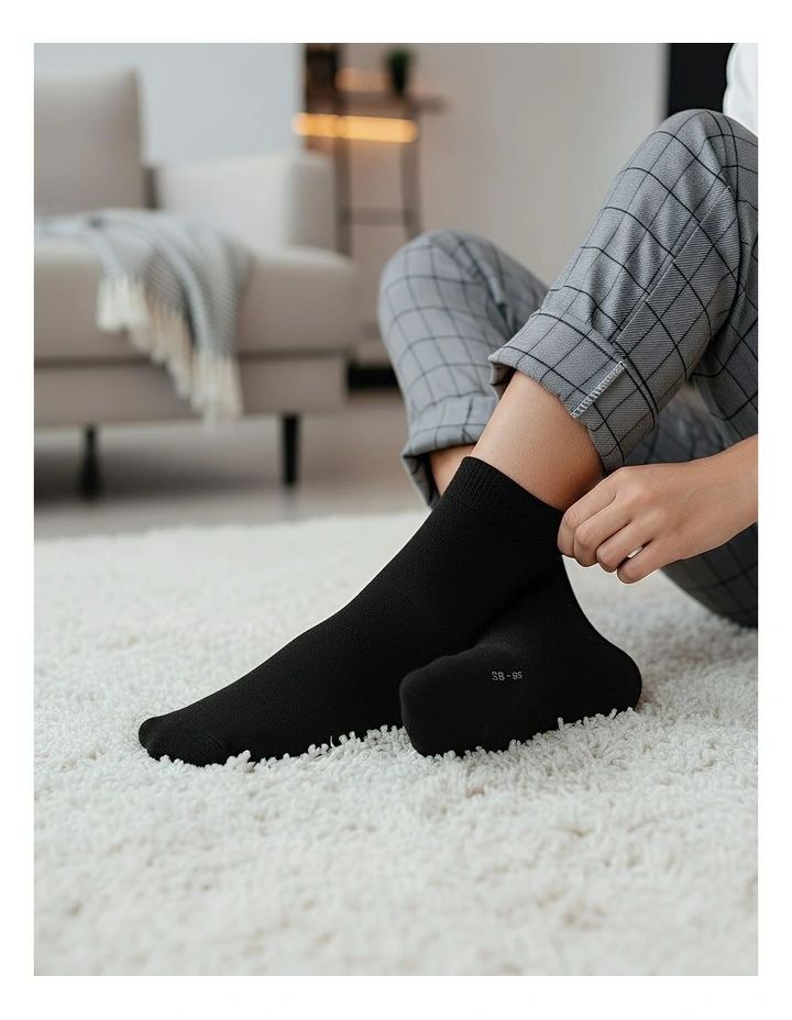 Long Cotton Socks 5 Pairs 43-48 in Black image 3