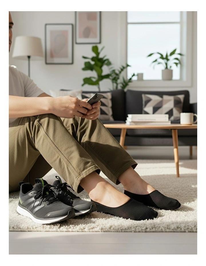 Size 4-9 Boat Socks 5 Pairs in Black image 2