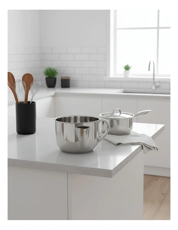 Stainless Steel Pot 1000ml in Silver image 2