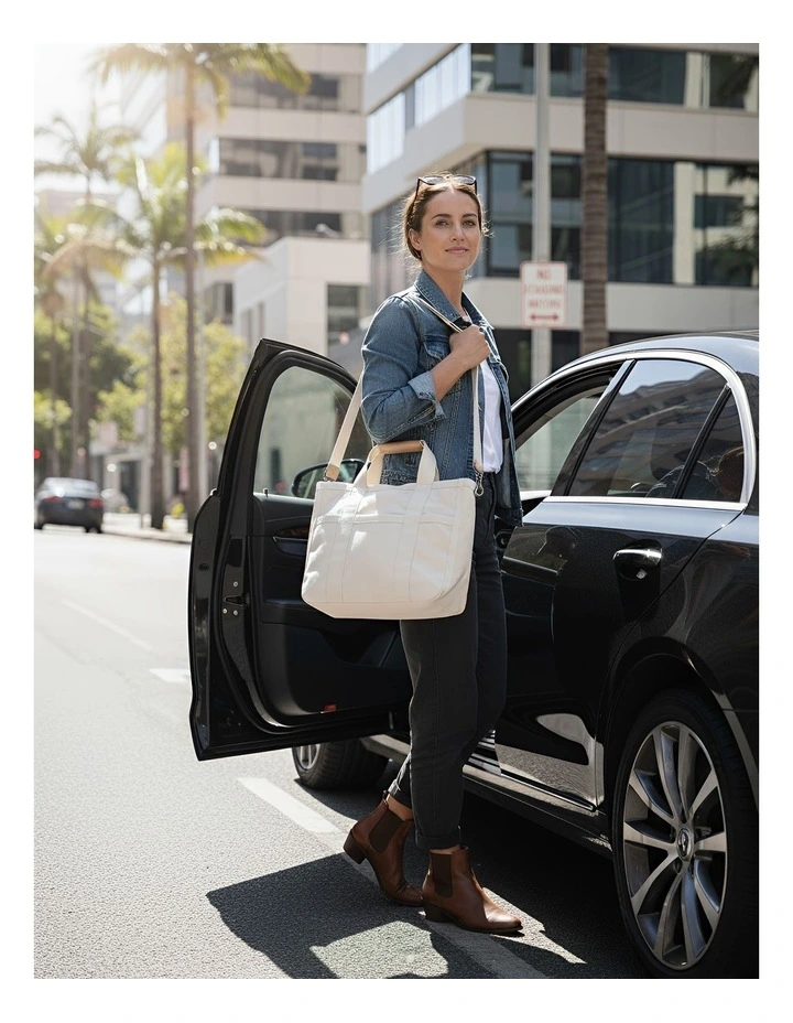 Mommy Diaper Waterproof Messenger Bag in Beige image 3