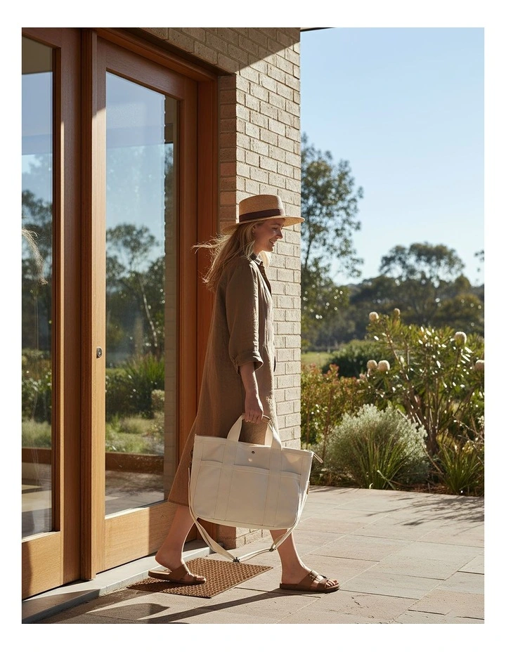 Mommy Diaper Waterproof Messenger Bag in Beige image 5