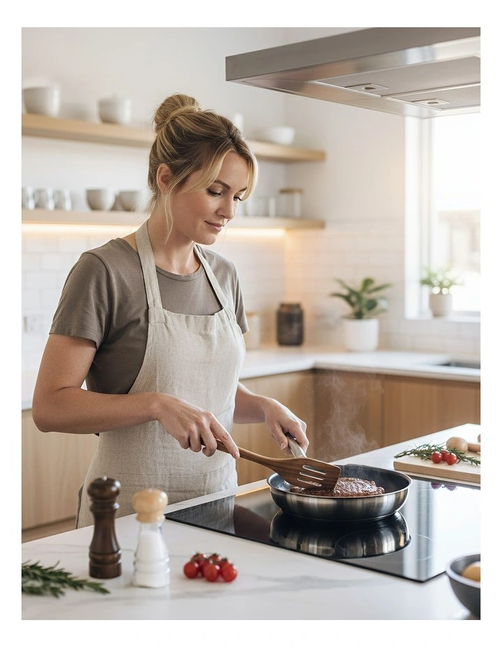 Wood Kitchen Spatula 2 Pieces in Brown image 4