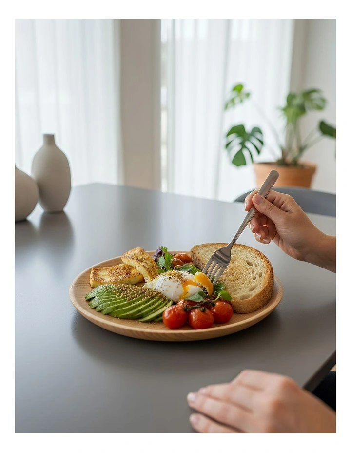 Round Wooded Plates 3 Pieces in Natural image 2