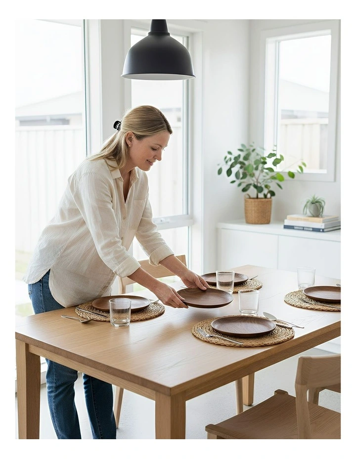 Wooden Plate 4 Pieces in Natural Brown image 5