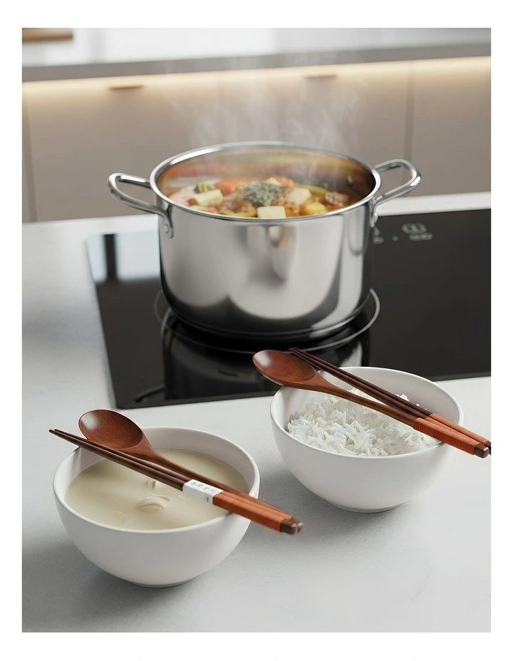 Wooden Chopsticks and Long Ladle Set 4 Pieces in Brown image 2