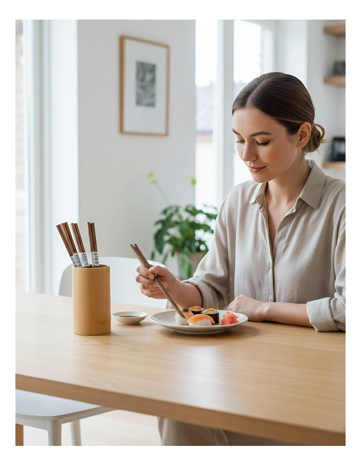 Wooden Sushi Chopsticks 5 Pieces in Brown image 3