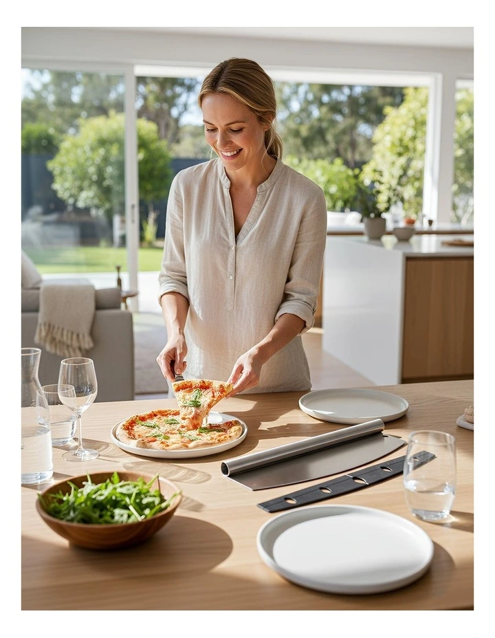 Stainless Steel Sharp Pizza Cutter With Protective Cover 35x11Inch in Silver image 3