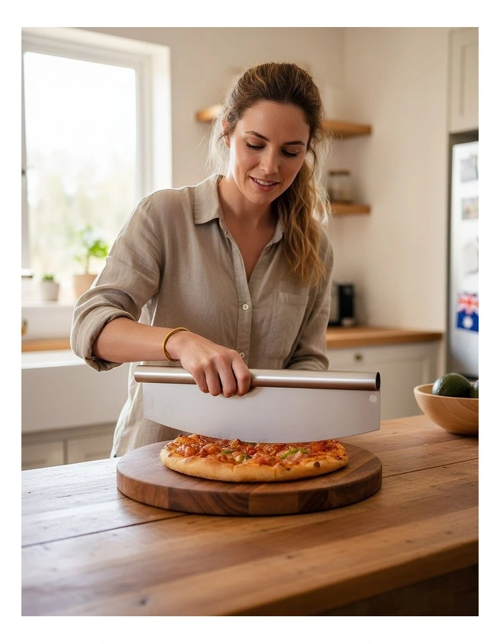 Stainless Steel Sharp Pizza Cutter With Protective Cover 35x11Inch in Silver image 4