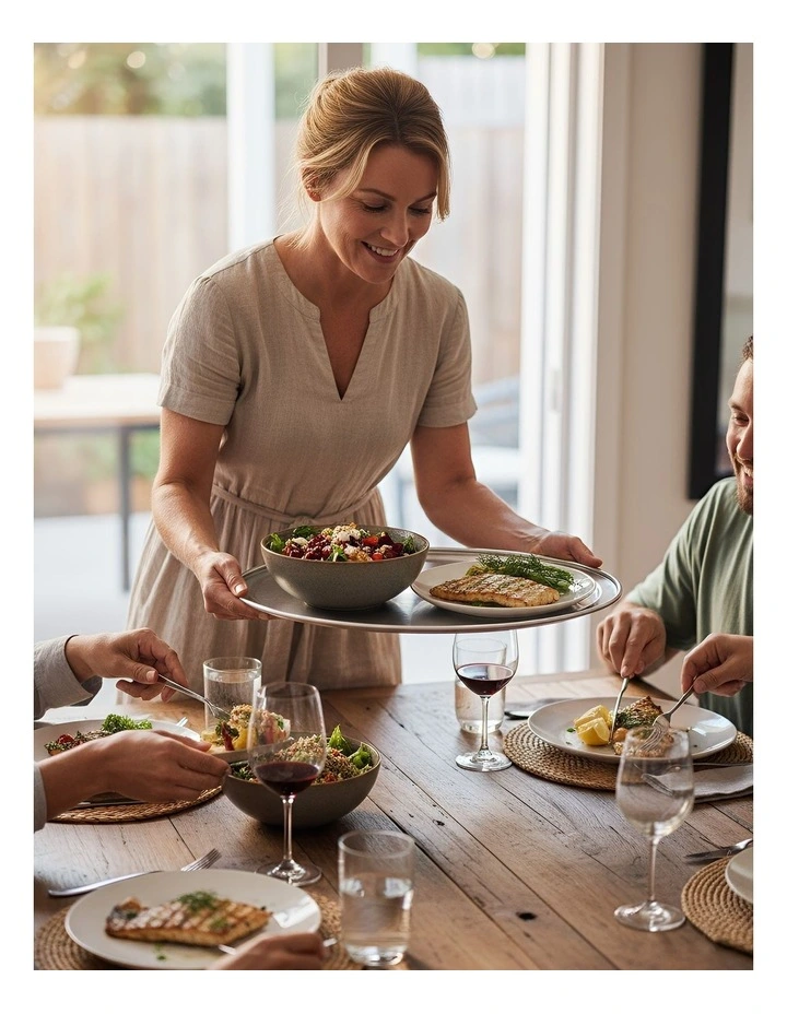 Aluminum Round Rimmed Non Stick Metallic Pizza Tray 7 Inches in Silver image 4