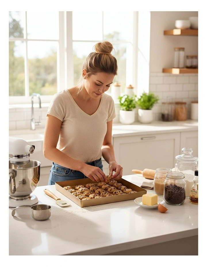 Square Non Stick Baking Tray in Gold image 3