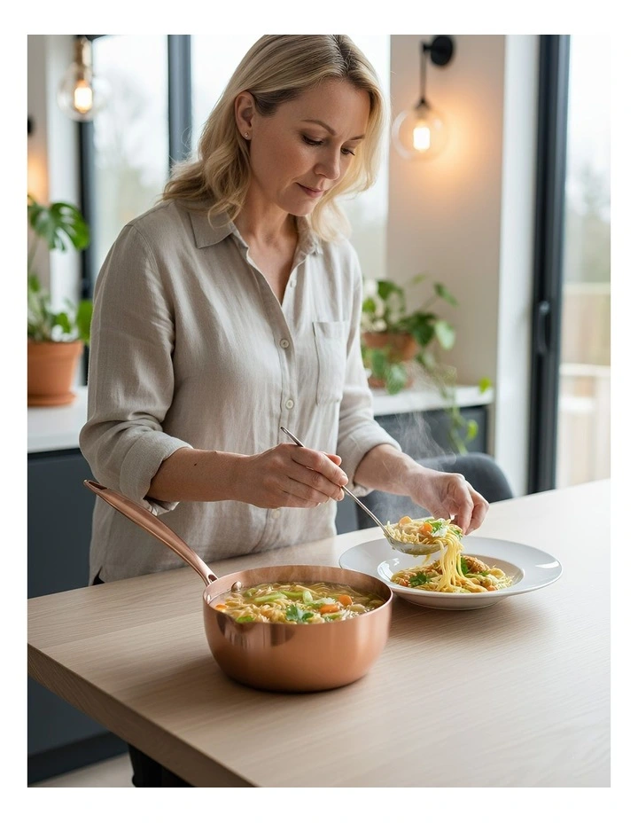 Non-Stick Stainless Steel Kitchen Snow Pan with Lid in Rose Gold image 5