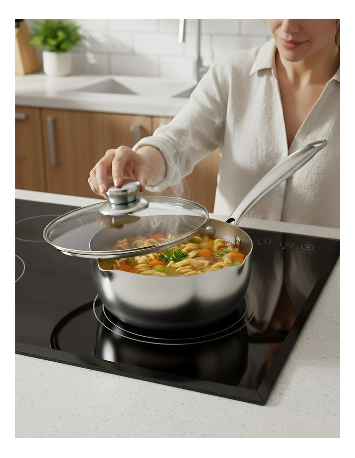 Non-Stick Stainless Steel Kitchen Snow Pan with Lid in Silver image 3