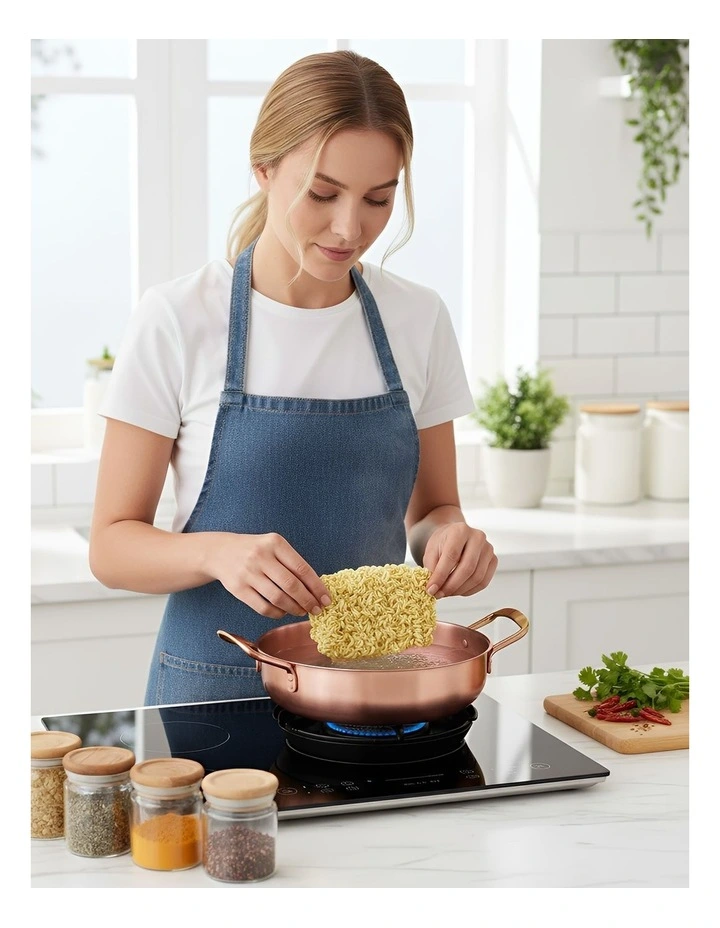 Large Stainless Steel Stock Pot in Rosegold image 5