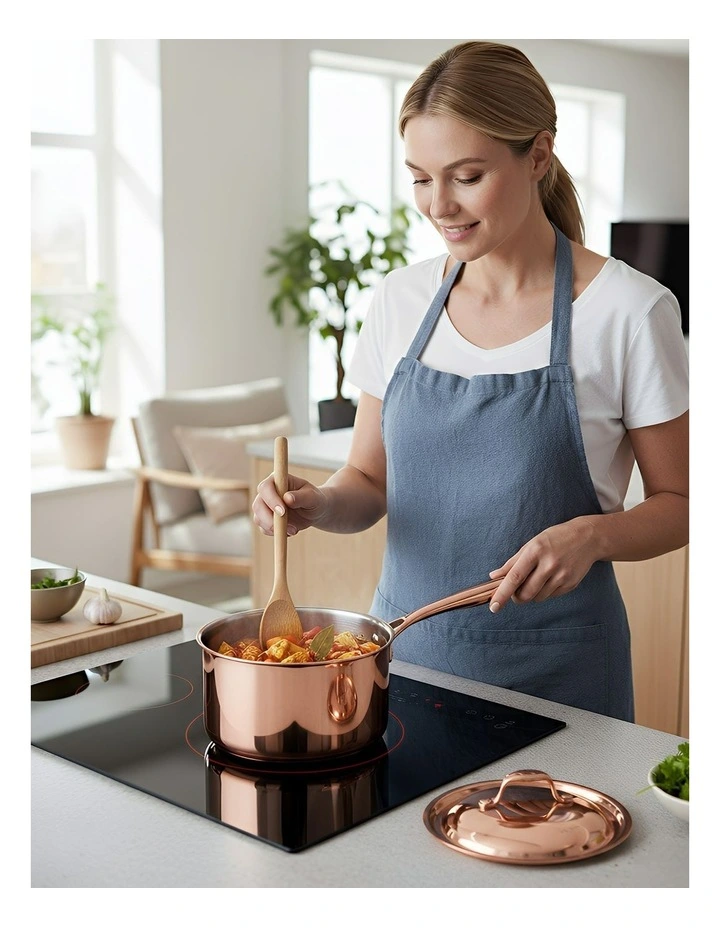 Stainless Steel Saucepan in Rose Gold image 4