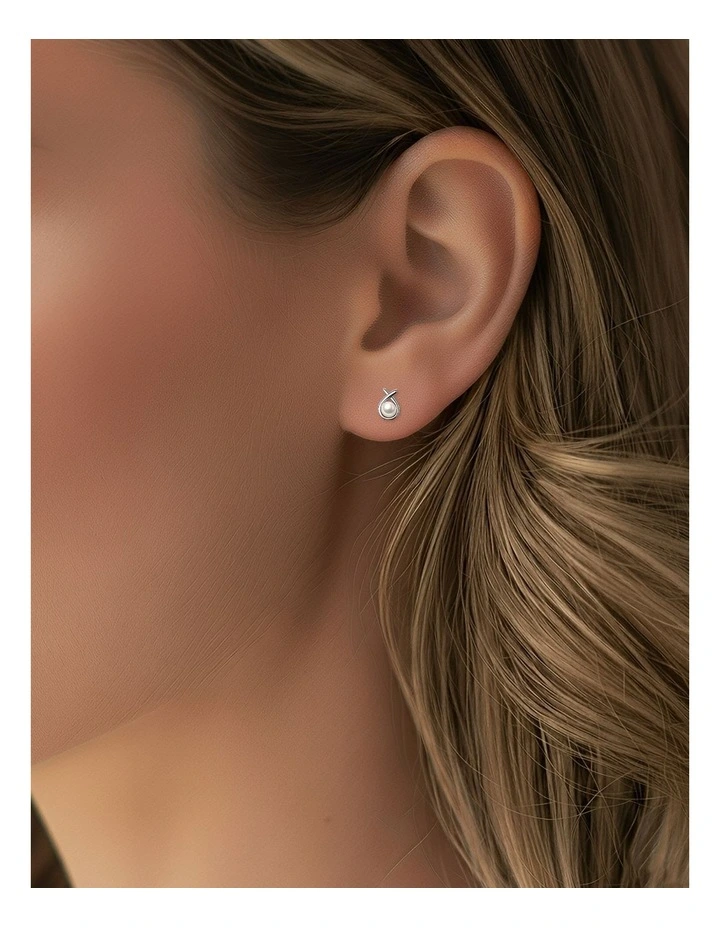 Fashion Earrings in Silver image 3