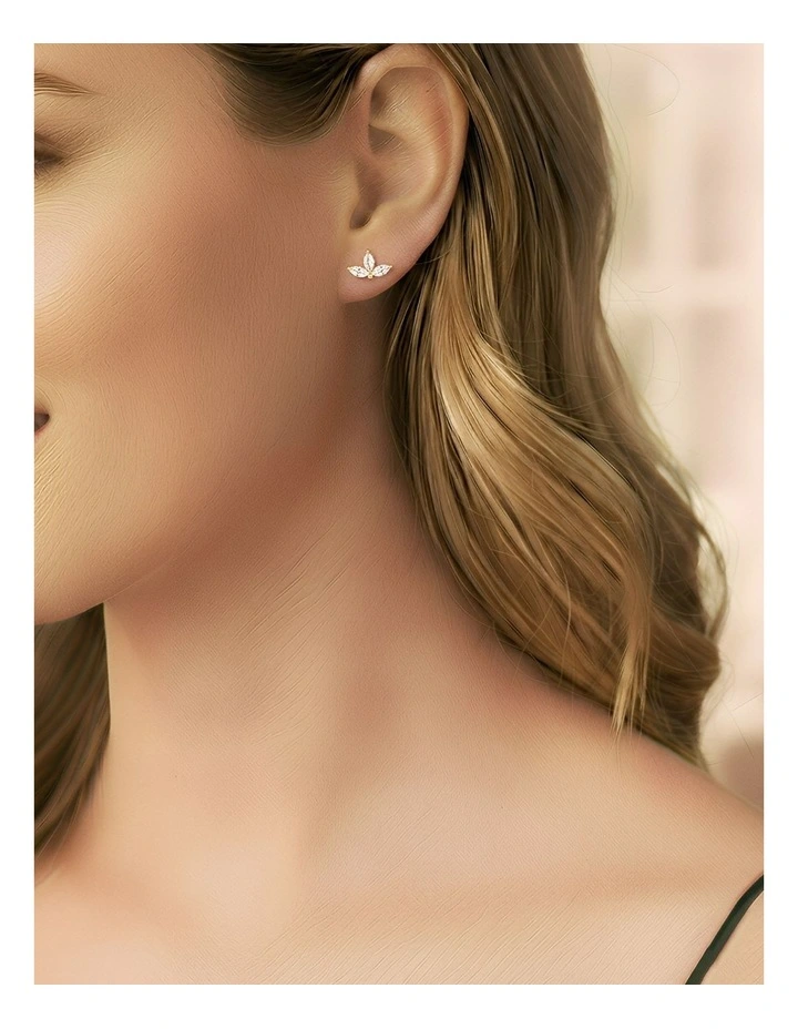 Simple Romantic Clover Mini Small Fashion Jewelry Stud Earrings in Gold Plated image 2