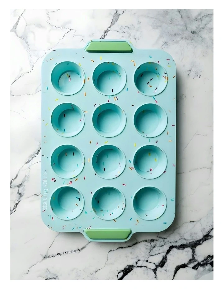 Dainty Dozen Baking Tray in Blue Lemonade image 1
