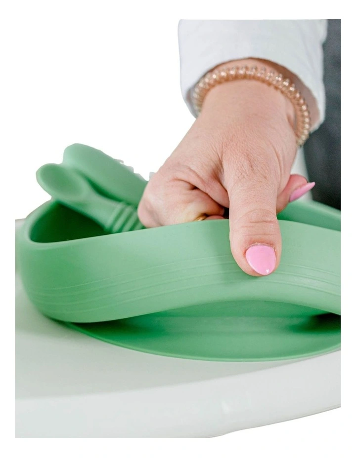 Suckie Scoop Divided Plate in Mint Crisp image 2