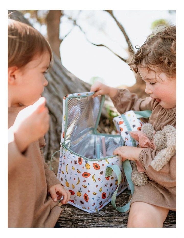 Ava Lunch Bag in Purple image 5