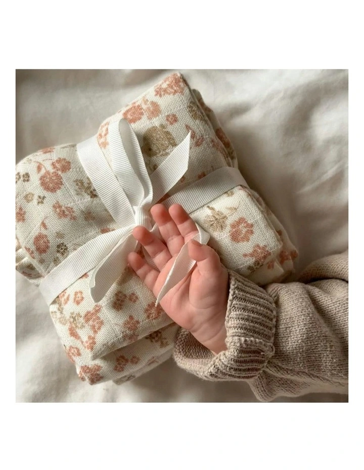 Muslin Cloth Pack Of 2 in Berries image 2