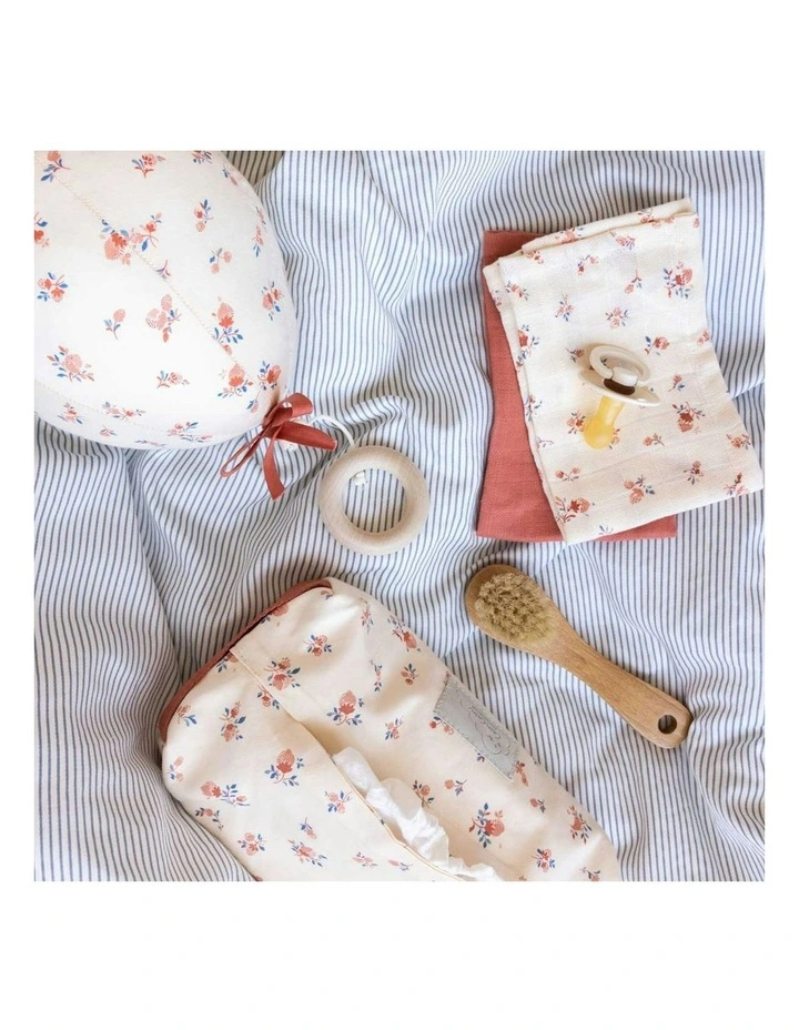 Muslin Wash Cloth Pack Of 4 in Multi image 2