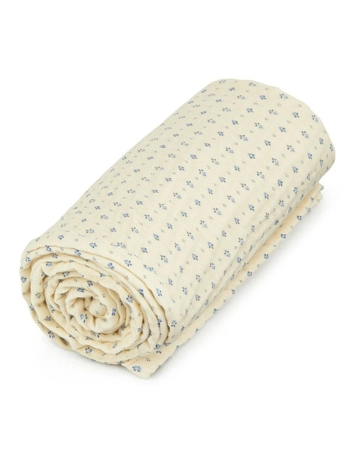 Sea Garden Muslin Blanket in Cream image 7