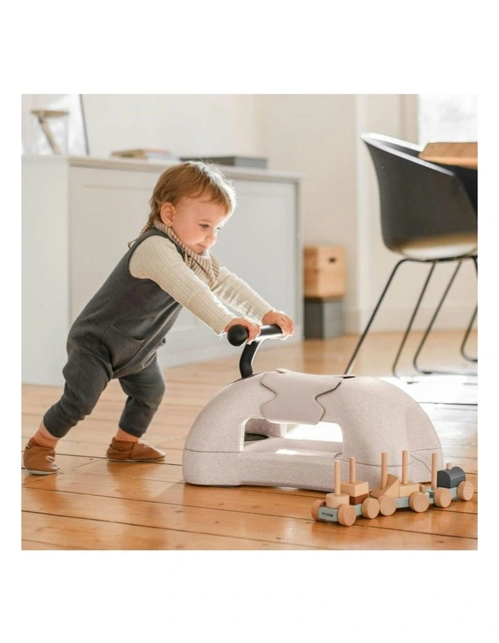 My First Scooter in Sand image 2