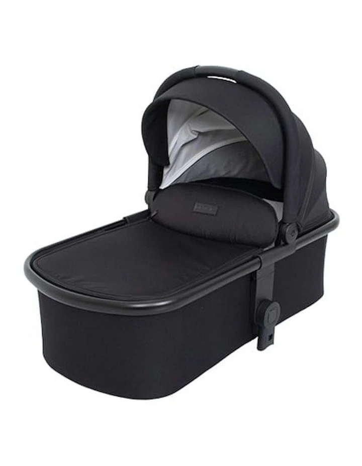 Phantom Carry Cot in Black image 1