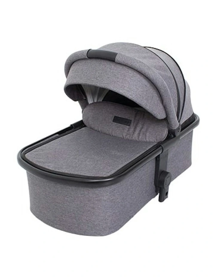 Phantom Carry Cot in Grey image 1
