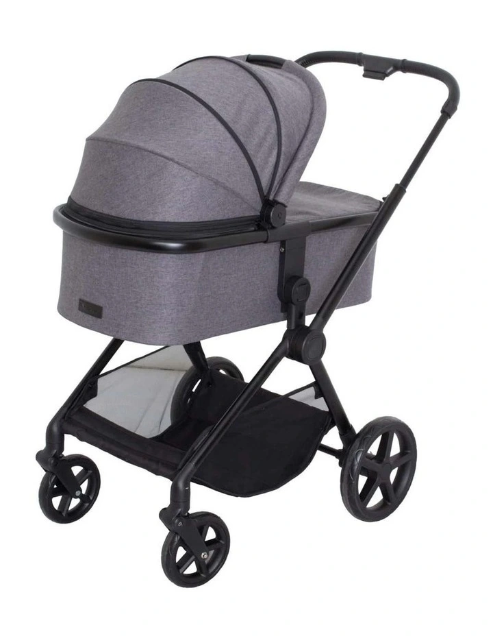 Phantom Carry Cot in Grey image 7