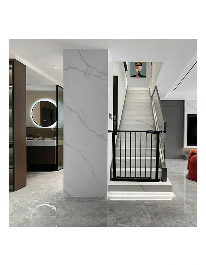 Safety Gate in Black image 6