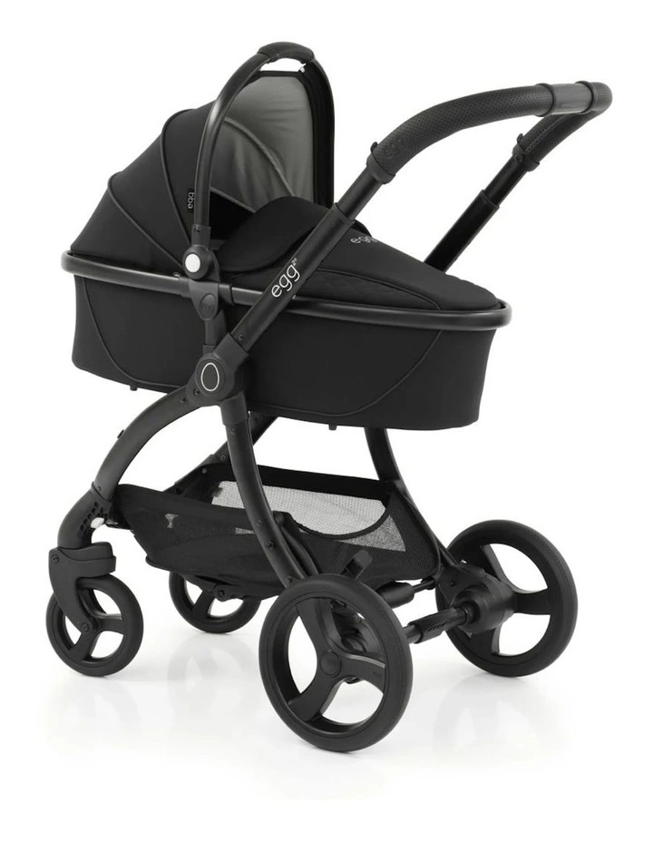 Egg2 Carry Cot in Just Black image 2