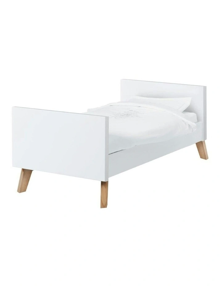 Fjord Cot in White image 3