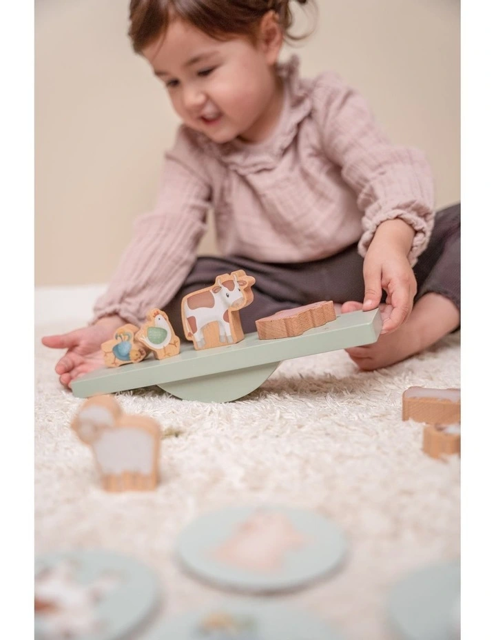 Little Farm Balance Game image 7