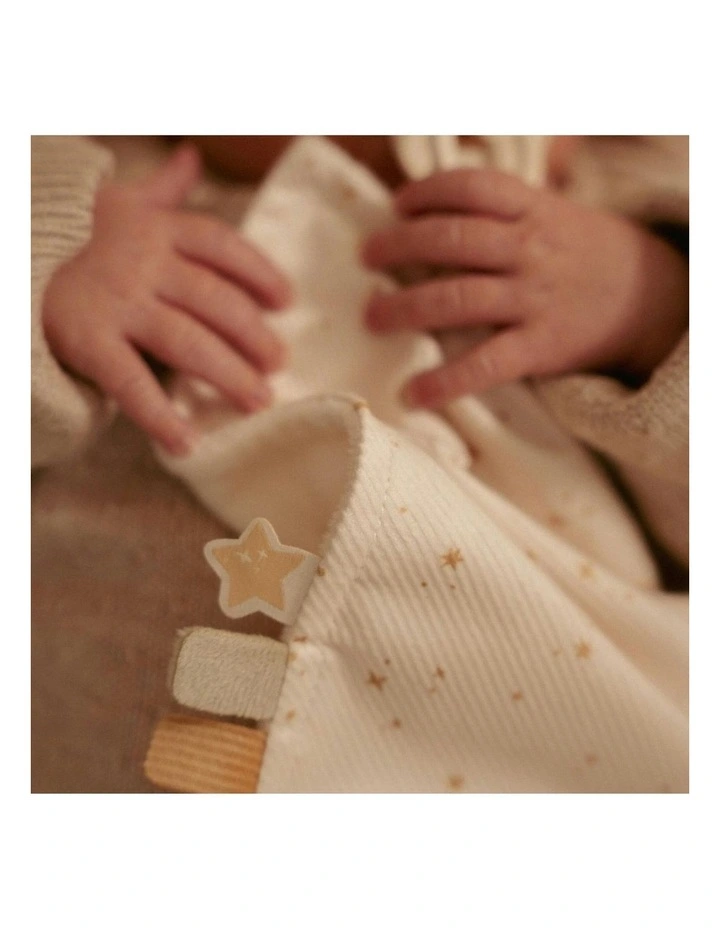 Newborn Naturals Goose Cuddle Cloth with Teether image 7