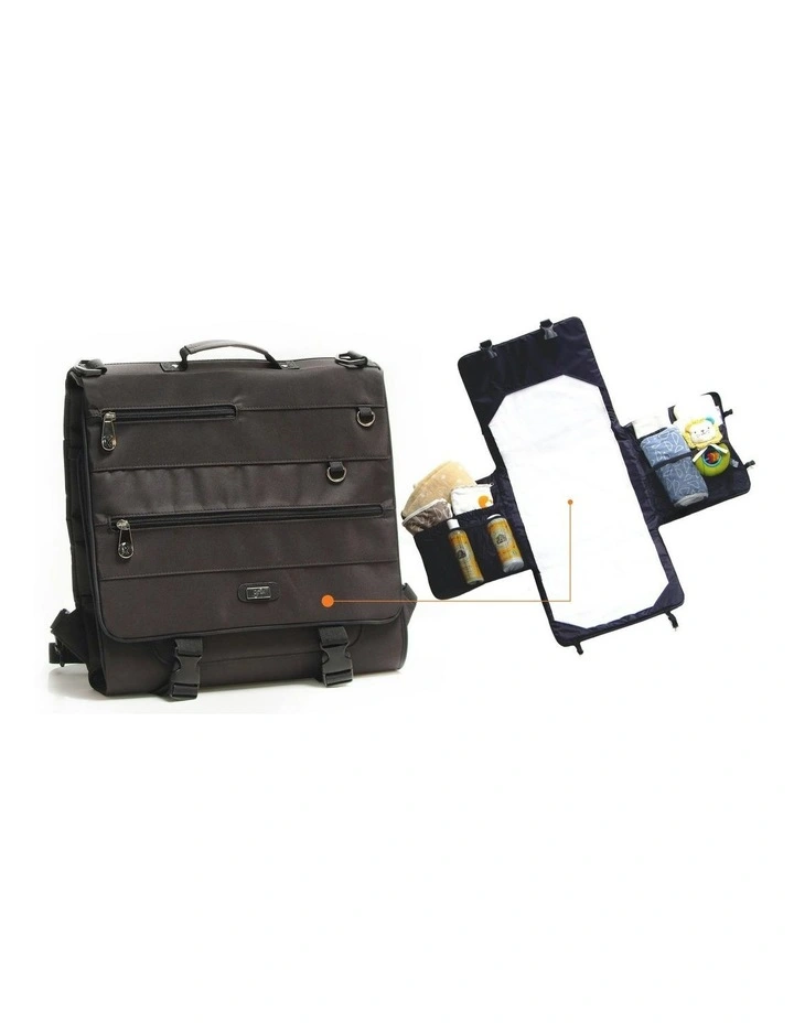 Traveller Bag in Black image 5