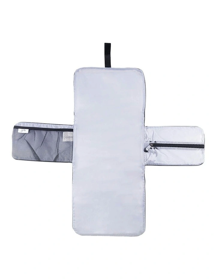 Great Expectations Change Wallet in Snowflake Grey image 3