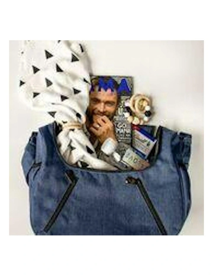 Zoe Nappy Bag in Snowflake Blue image 3