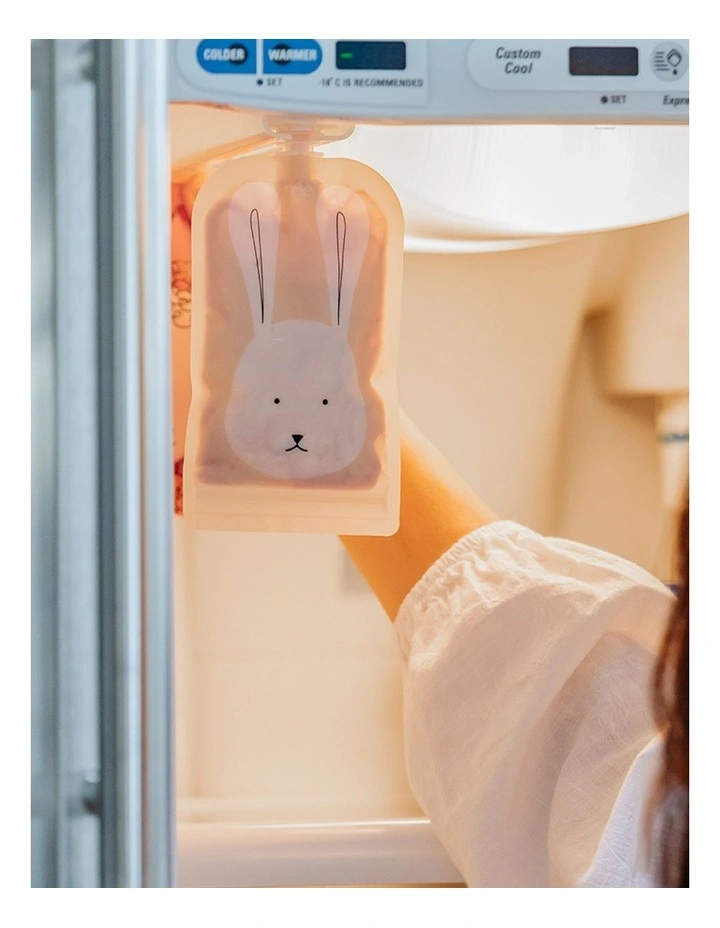 Reusable Baby Food and Yoghurt Pouches Organizer Bundle 120ml of 20 Pack in Dusty Rose and Sand image 7