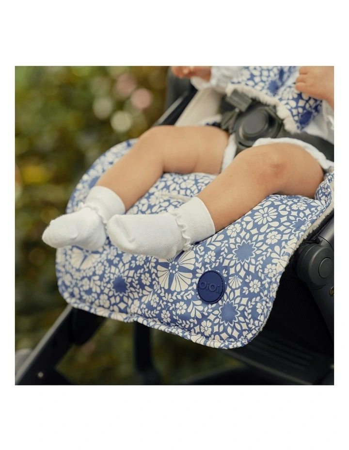 Reversible Pram Liner in Moroccan Tile/Faux Fur image 5