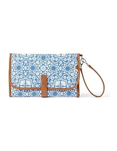 Change Mat Clutch in Moroccan Tile