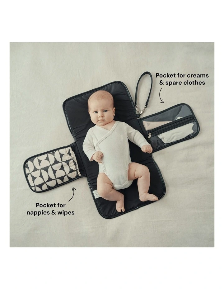 Change Mat Clutch in Hourglass image 7