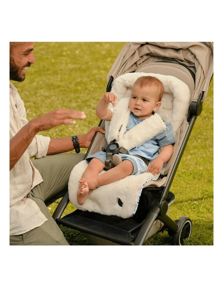 Reversible Coastline Faux Fur Pram Liner in Blue image 4