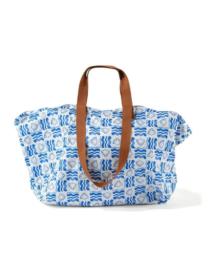 Fold-Up Tote in Coastline image 2