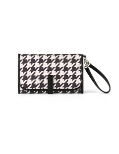 Change Mat Clutch in Houndstooth
