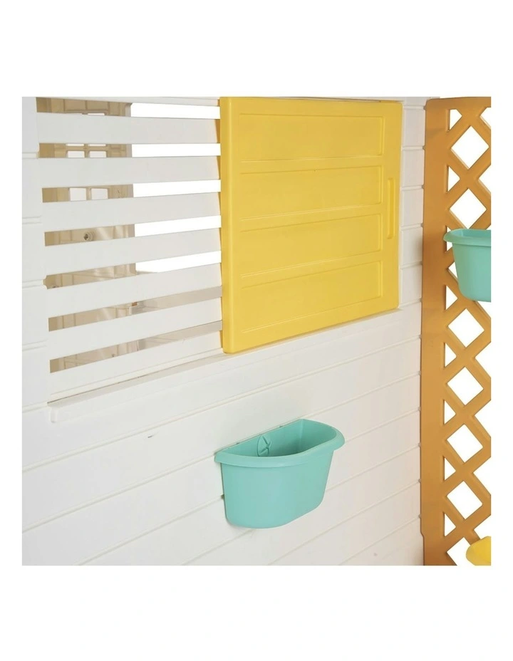 Garden Playhouse With Fence image 2