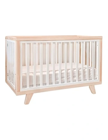 Chelsea Lifetime Cot in Natural