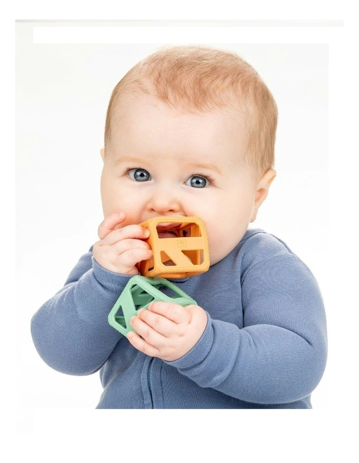 Stack N Chew Mini Cubes 4 Pack in Multi image 3