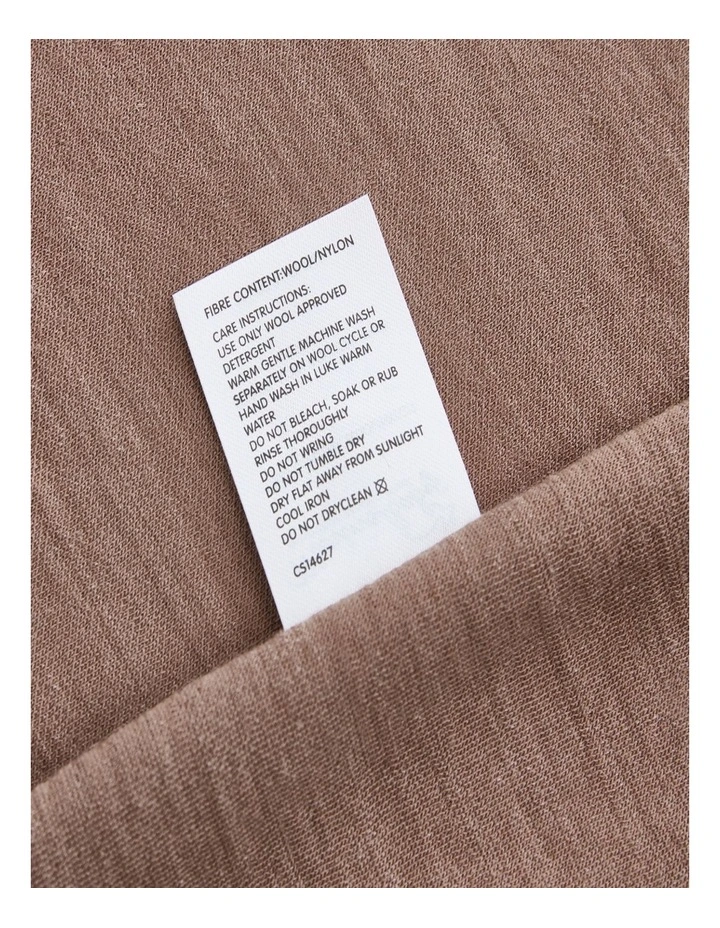 Blanket in Brown Marle image 5